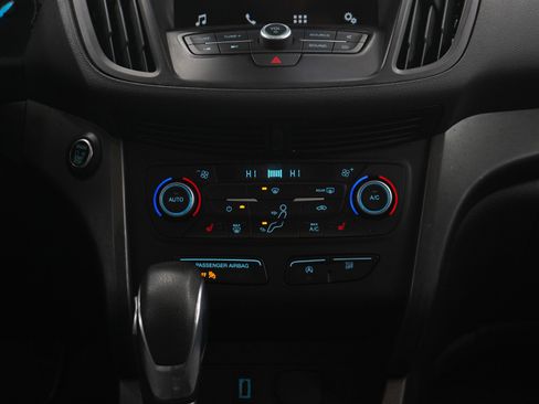 Used 2019 Ford Escape SE AWD/4WD image 16
