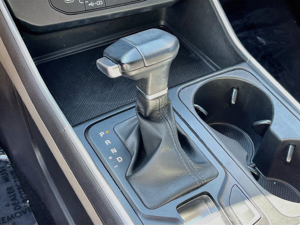 Certified 2025 Kia Carnival FWD image 26
