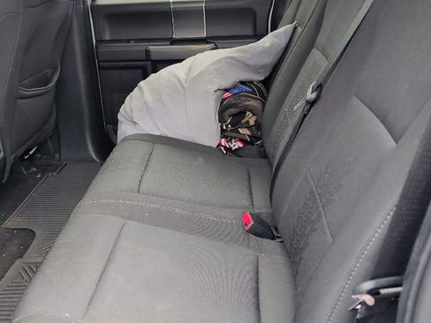 Used 2018 Ford F150 XLT w/ Equipment Group 302A Luxury AWD/4WD image 11