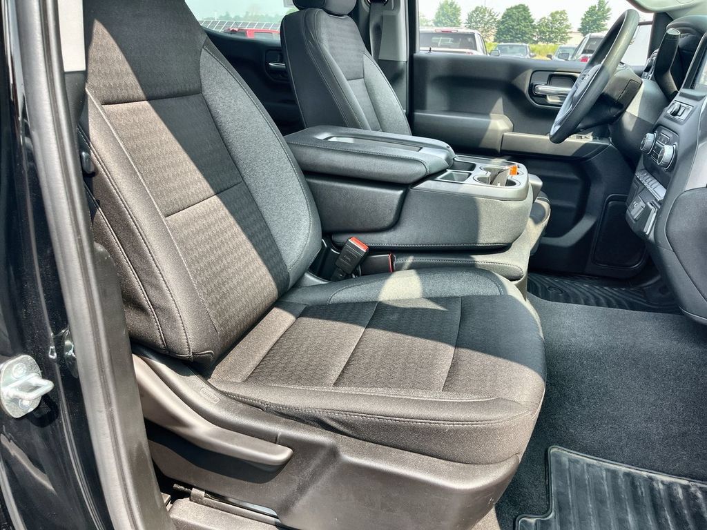 Used 2023 Chevrolet Silverado 1500 Custom AWD/4WD image 26