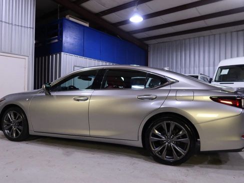 Used 2020 Lexus ES 350 F Sport image 2