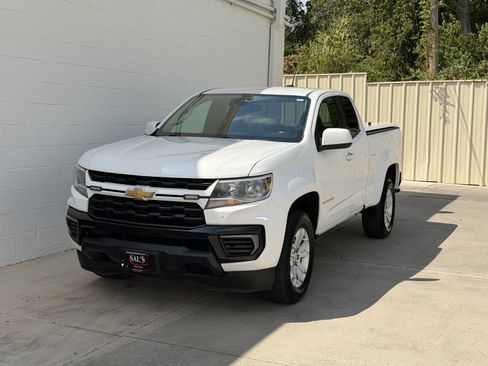 Used 2022 Chevrolet Colorado LT w/ Fleet Safety Package RWD image 9