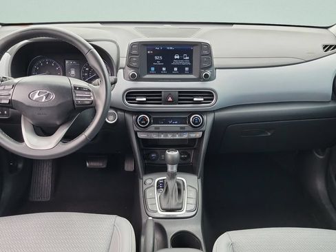 Used 2021 Hyundai Kona Limited w/ Cargo Package FWD image 11