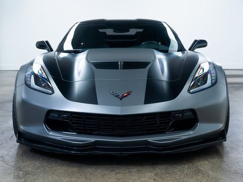 Used 2016 Chevrolet Corvette Z06 w/ 2LZ Preferred Equipment Group image 2