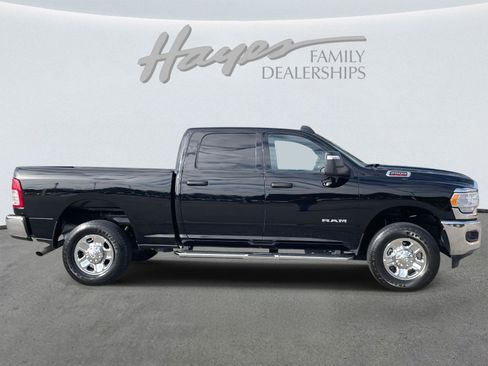 Used 2024 RAM 2500 Big Horn w/ Bed Utility Group image 35