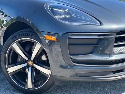 Used 2024 Porsche Macan AWD/4WD image 10