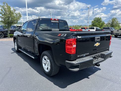 Used 2018 Chevrolet Silverado 1500 LT w/ All Star Edition AWD/4WD image 5