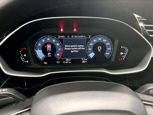 Certified 2025 Audi Q3 2.0T Premium w/ Black Optic Sport Package image 23