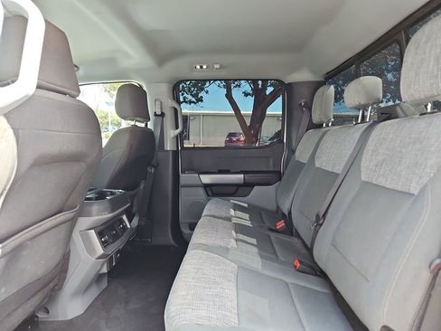 Used 2023 Ford F250 XLT w/ FX4 Off-Road Package image 28