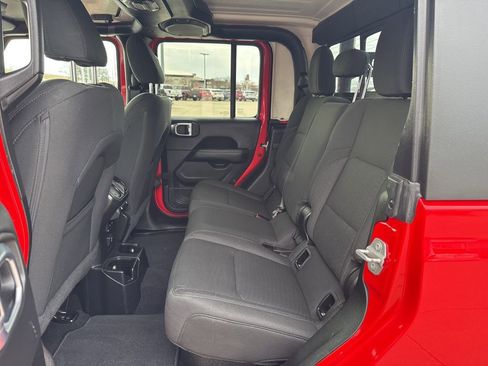Certified 2020 Jeep Gladiator Overland image 21