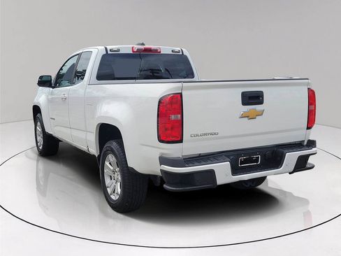 Used 2020 Chevrolet Colorado LT w/ Safety Package RWD image 4