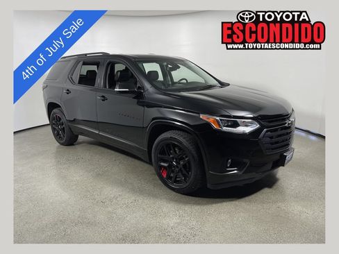 Used 2020 Chevrolet Traverse Premier w/ Redline Edition FWD image 1