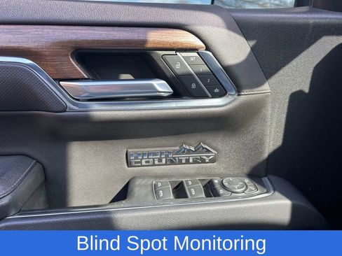 Used 2023 Chevrolet Silverado 1500 High Country w/ Z71 Off-Road Package image 7