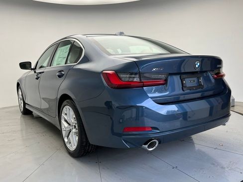 Used 2026 BMW 330i xDrive Sedan w/ Convenience Package AWD/4WD image 4