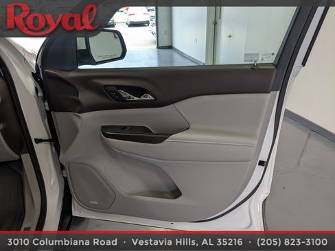 Used 2018 GMC Acadia SLT image 7