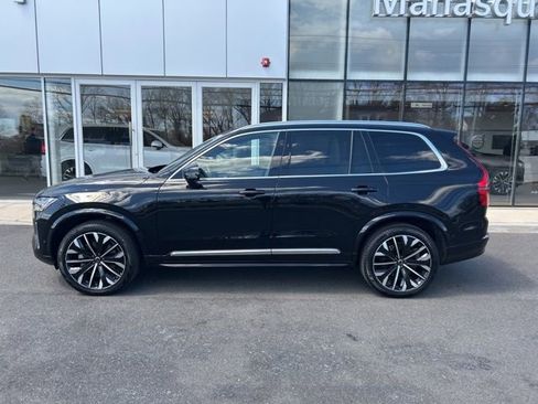 Used 2025 Volvo XC90 B6 Plus image 2