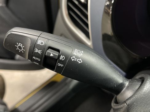 Used 2022 Kia Seltos S image 19