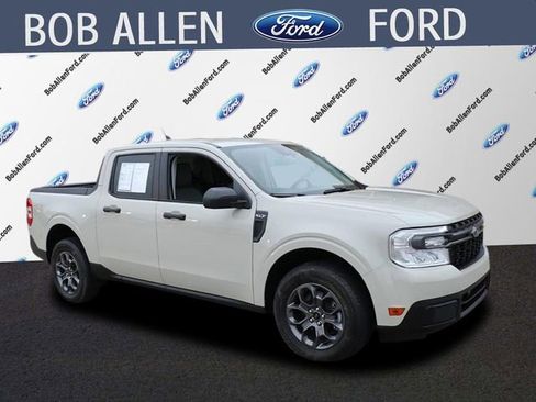 Used 2024 Ford Maverick XLT image 1
