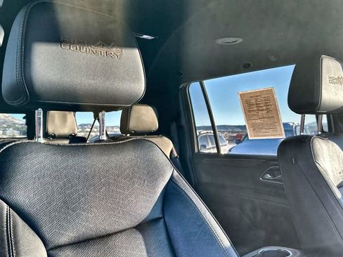 Used 2021 Chevrolet Suburban High Country image 28