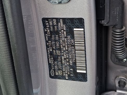 Used 2024 Hyundai Elantra Limited FWD image 28