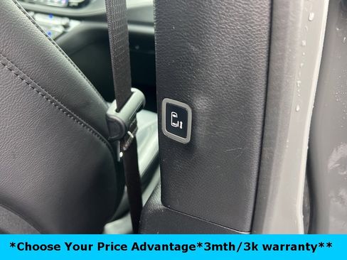 Certified 2022 Chrysler Pacifica Touring-L w/ S Appearance Package image 25