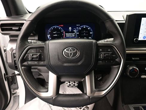 Used 2024 Toyota Tacoma TRD Sport image 28