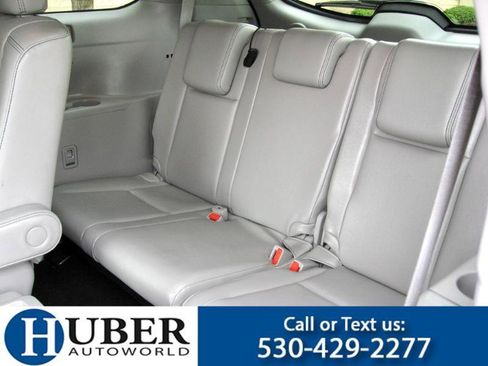 Used 2017 Toyota Highlander Limited AWD/4WD image 16