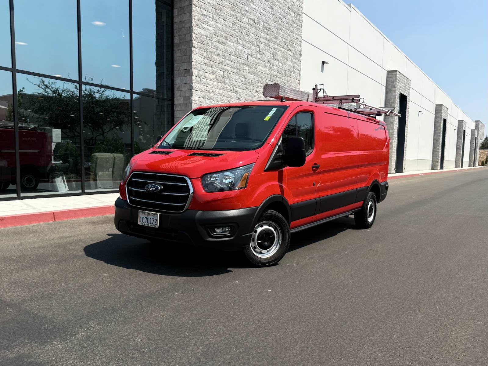 Used 2020 Ford Transit 250 Low Roof RWD image 1