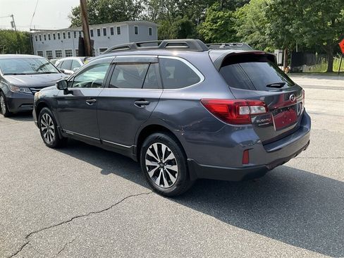 Used 2015 Subaru Outback 2.5i Limited AWD/4WD image 7