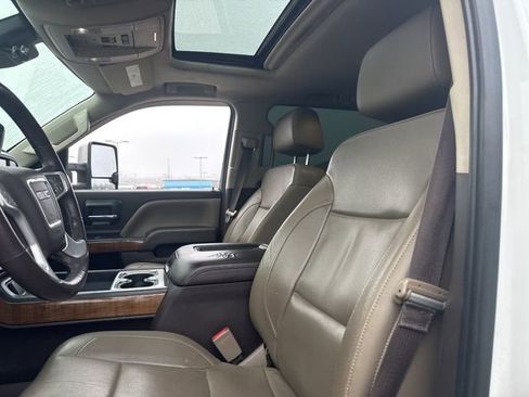 Used 2017 GMC Sierra 1500 SLT w/ Texas SLT Premium Package image 13