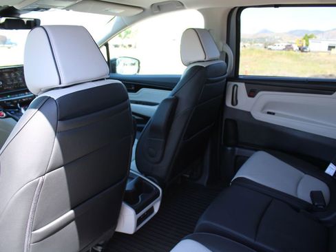 New 2026 Honda Odyssey Elite image 16