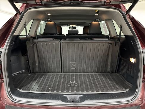 Used 2015 Toyota Highlander XLE AWD/4WD image 25
