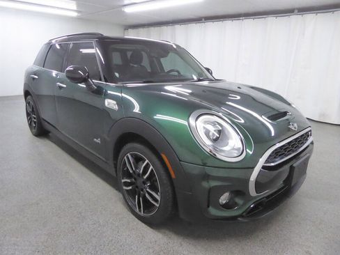 Used 2017 MINI Cooper Clubman S AWD/4WD image 1