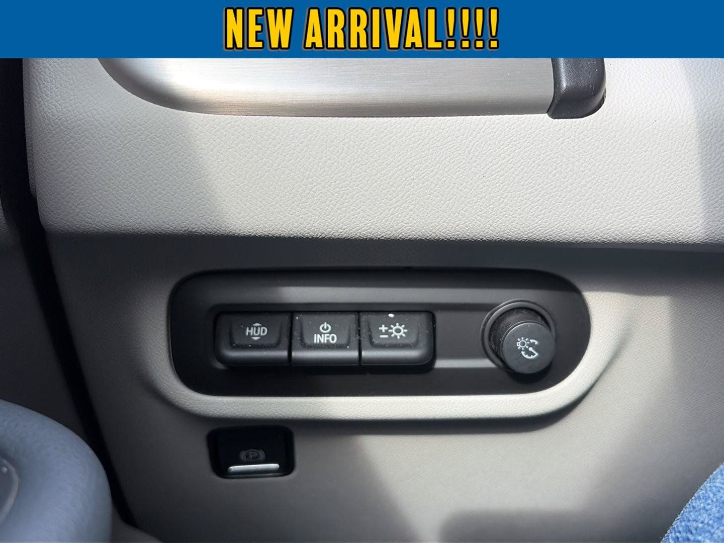 Used 2023 GMC Terrain Denali AWD/4WD image 18