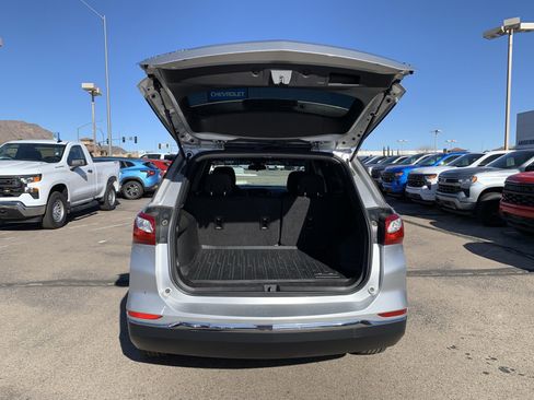 Used 2018 Chevrolet Equinox LT image 35