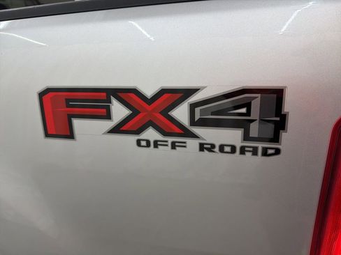 Used 2019 Ford Ranger XLT w/ FX4 Off-Road Package image 9