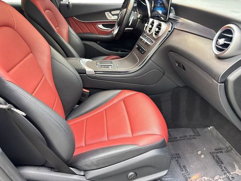 Used 2022 Mercedes-Benz GLC 300 w/ AMG Line image 42