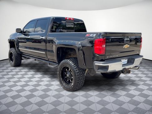 Used 2015 Chevrolet Silverado 2500 LTZ AWD/4WD image 3
