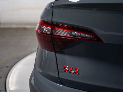 Used 2021 Volkswagen Jetta GLI image 13