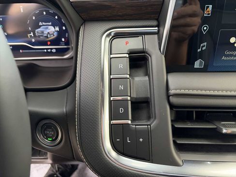 Used 2024 Chevrolet Tahoe Premier image 20