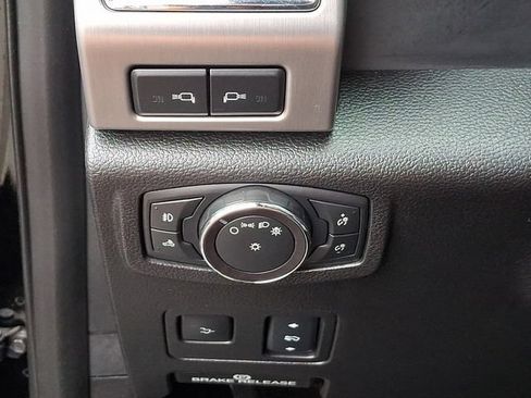 Used 2017 Ford F350 Platinum w/ Platinum Ultimate Package AWD/4WD image 41