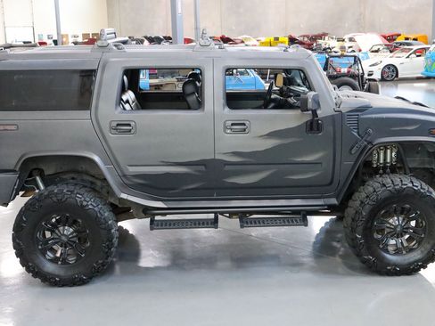 Used 2003 HUMMER H2 w/ Preferred Equipment Group AWD/4WD image 32