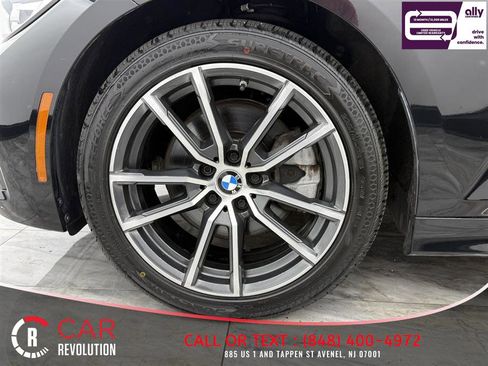 Used 2019 BMW 330i xDrive Sedan AWD/4WD image 11