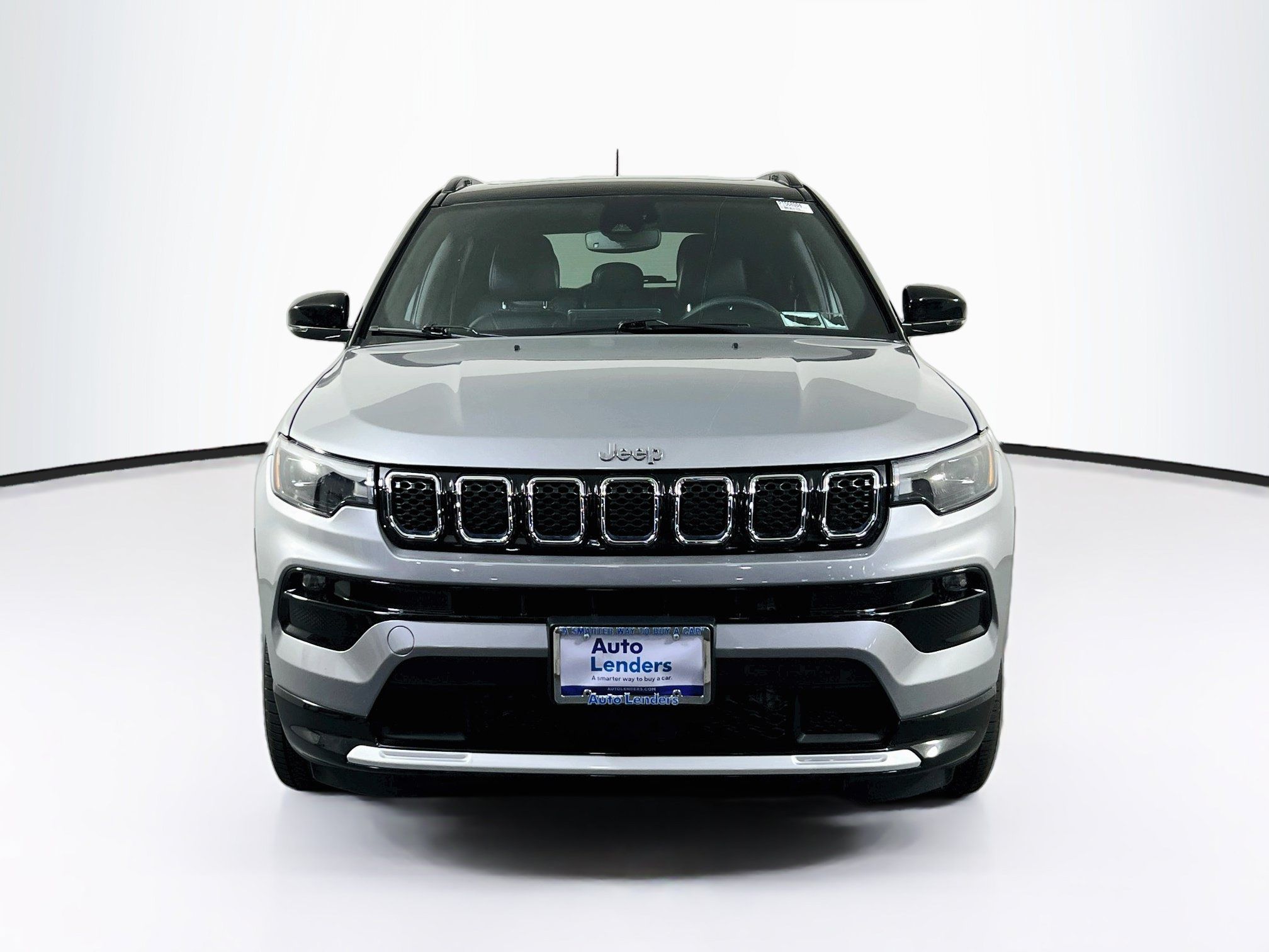 Used 2023 Jeep Compass Limited w/ Elite Group AWD/4WD image 2