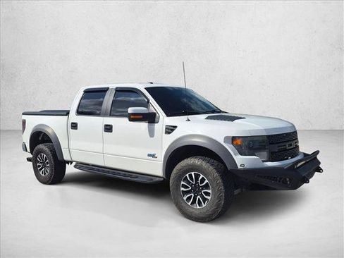 Used 2014 Ford F150 Raptor w/ Equipment Group 801A Luxury AWD/4WD image 3