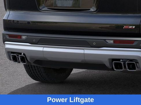 New 2026 Chevrolet Traverse Z71 w/ LPO, Floor Liner Package image 15