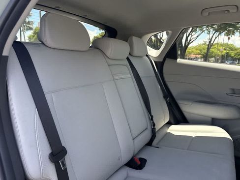 Used 2025 Hyundai Kona SE FWD image 26