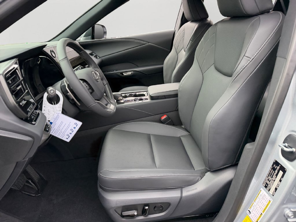New 2026 Lexus RX 350h AWD/4WD image 12