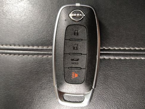 Used 2024 Nissan Sentra S FWD image 32