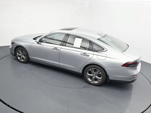 Used 2024 Honda Accord EX image 13
